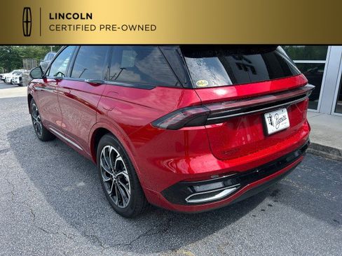Certified 2024 Lincoln Nautilus Reserve w/ Equipment Group 203A AWD/4WD image 5