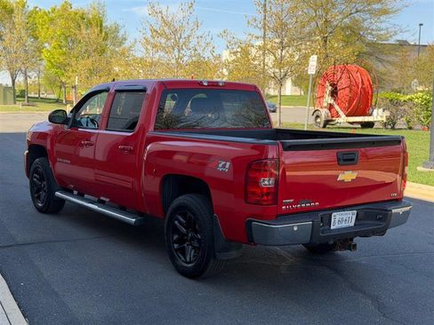 Used 2011 Chevrolet Silverado 1500 LTZ w/ LTZ Plus Package AWD/4WD image 4