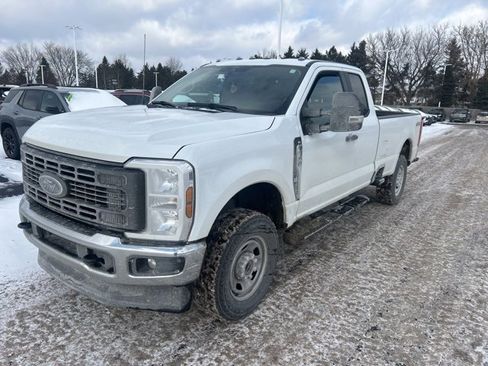 Used 2024 Ford F350 XL w/ Snow Plow Prep Package image 4