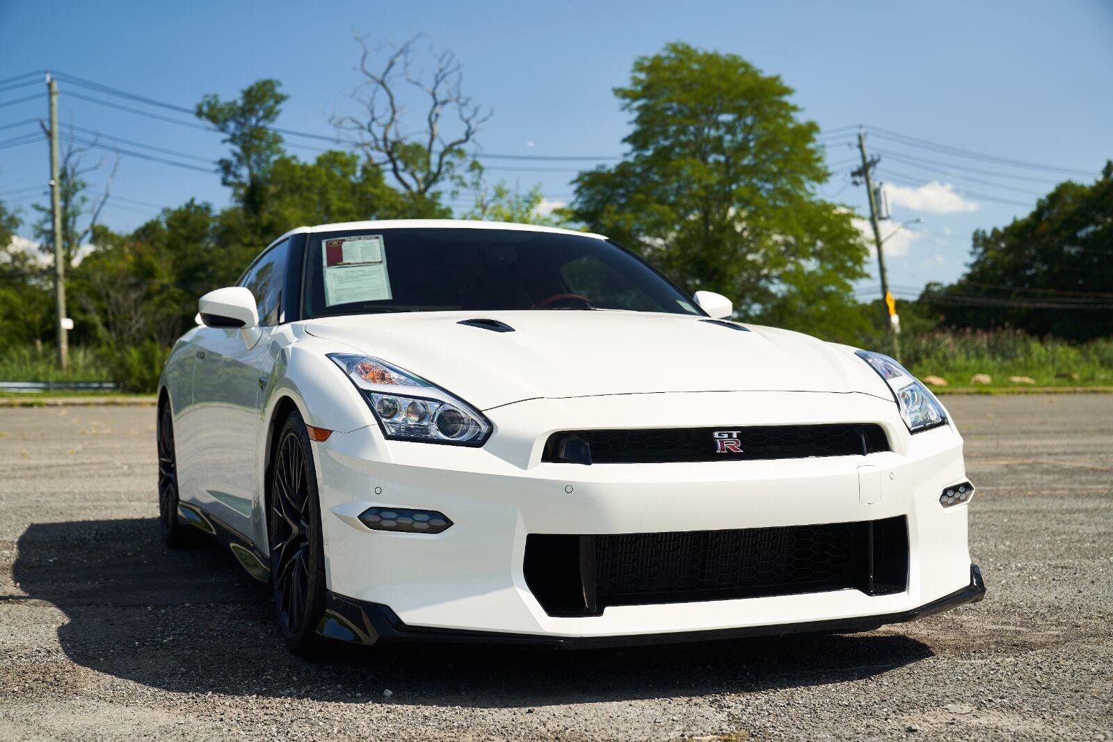 Certified 2024 Nissan GT-R Premium w/ Premium Interior Package AWD/4WD image 61