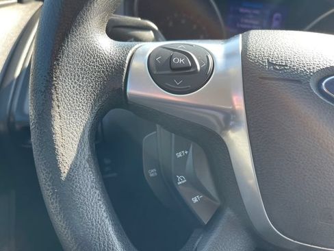 Used 2013 Ford Focus SE FWD image 25