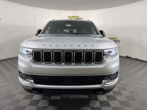 New 2025 Jeep Wagoneer 4WD w/ Convenience Group I image 3