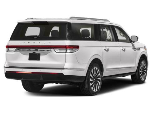 Certified 2023 Lincoln Navigator L Black Label image 4