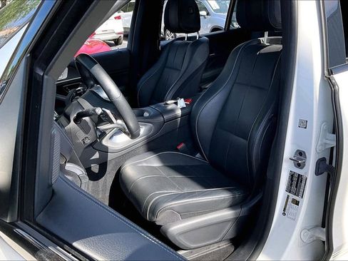 Used 2021 Mercedes-Benz GLS 580 4MATIC image 21