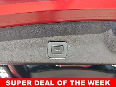 Used 2025 Chevrolet TrailBlazer RS w/ Convenience Package image 13