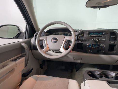 Used 2010 GMC Sierra 1500 SLE w/ Texas Edition image 24