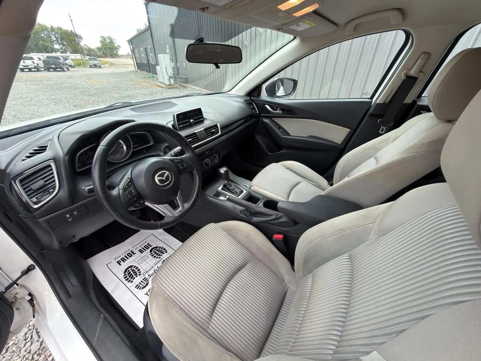 Used 2014 MAZDA MAZDA3 i Touring FWD image 10