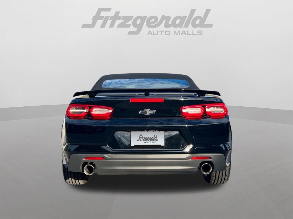 Used 2023 Chevrolet Camaro LT w/ Technology Package RWD image 15