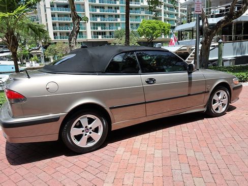 Used 2003 Saab 9-3 SE FWD image 17