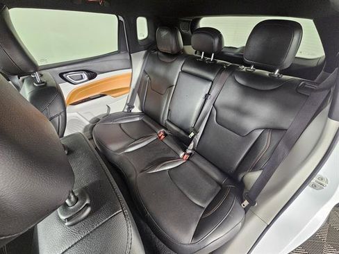 Used 2024 Jeep Compass Limited image 22