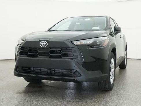 New 2026 Toyota Corolla Cross L FWD image 32