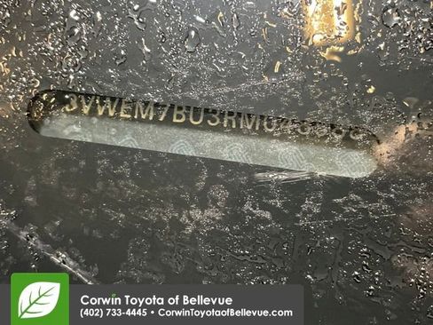 Used 2024 Volkswagen Jetta SE image 31