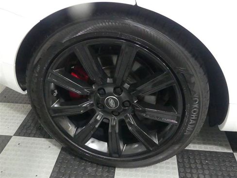 Used 2019 Land Rover Range Rover Sport HST AWD/4WD image 14