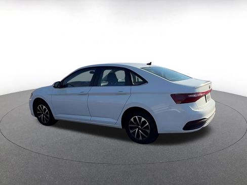 Used 2025 Volkswagen Jetta S image 10