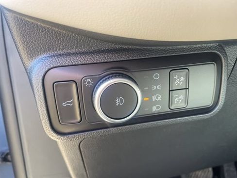New 2026 Ford Explorer Active w/ Active Comfort Package AWD/4WD image 22