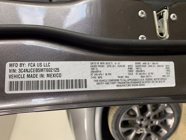 Used 2021 Jeep Compass Latitude FWD image 38