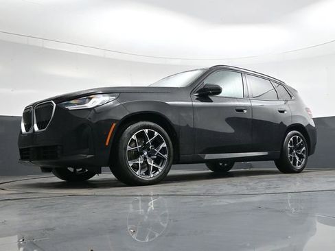 Used 2025 BMW X3 xDrive30i w/ Premium Package image 35