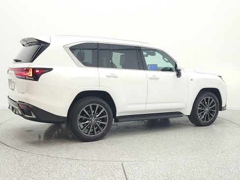 Used 2025 Lexus LX 700h F Sport AWD/4WD image 5