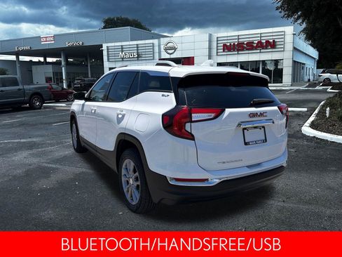 Used 2024 GMC Terrain SLT FWD image 6