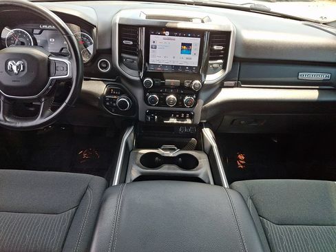 Used 2022 RAM 1500 Big Horn AWD/4WD image 16