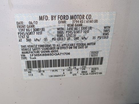Used 2013 Ford Explorer 4WD w/ Class III Trailer Tow Pkg image 30