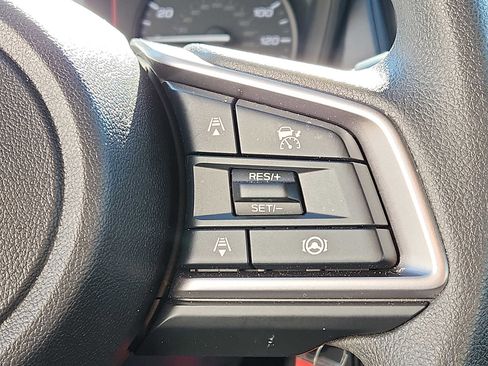 Certified 2025 Subaru Impreza 2.0i image 21