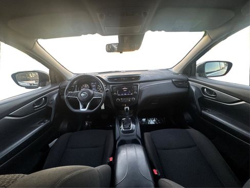 Used 2021 Nissan Rogue Sport S image 24