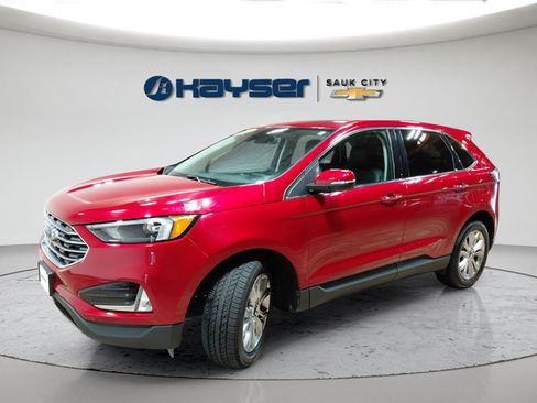 Used 2024 Ford Edge Titanium AWD/4WD image 3