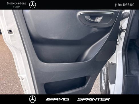 Used 2022 Mercedes-Benz Sprinter 2500 image 14