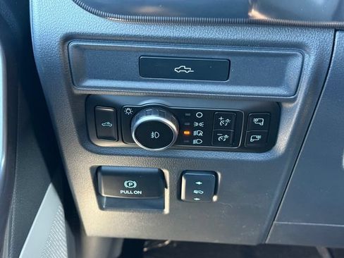 Used 2026 Ford F150 Lariat w/ Equipment Group 502A High AWD/4WD image 25