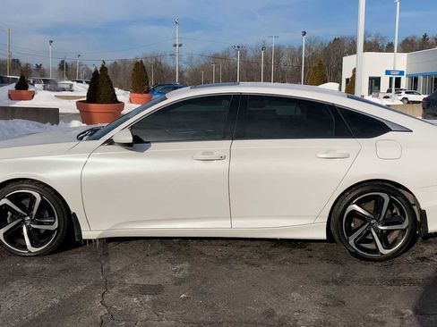 Used 2019 Honda Accord Sport image 5