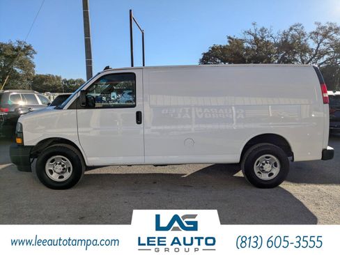 Used 2021 Chevrolet Express 2500 w/ Driver Convenience Package image 6