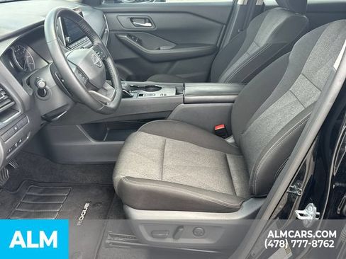 Used 2025 Nissan Rogue SV FWD image 10