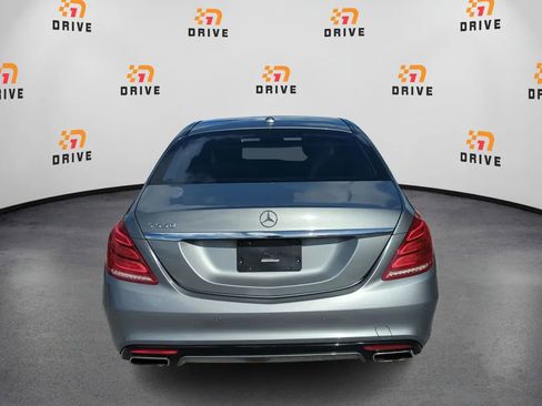 Used 2015 Mercedes-Benz S 550 Sedan image 4