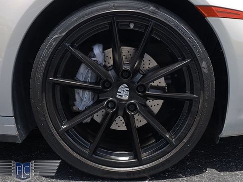 Used 2021 Porsche 911 Carrera image 42