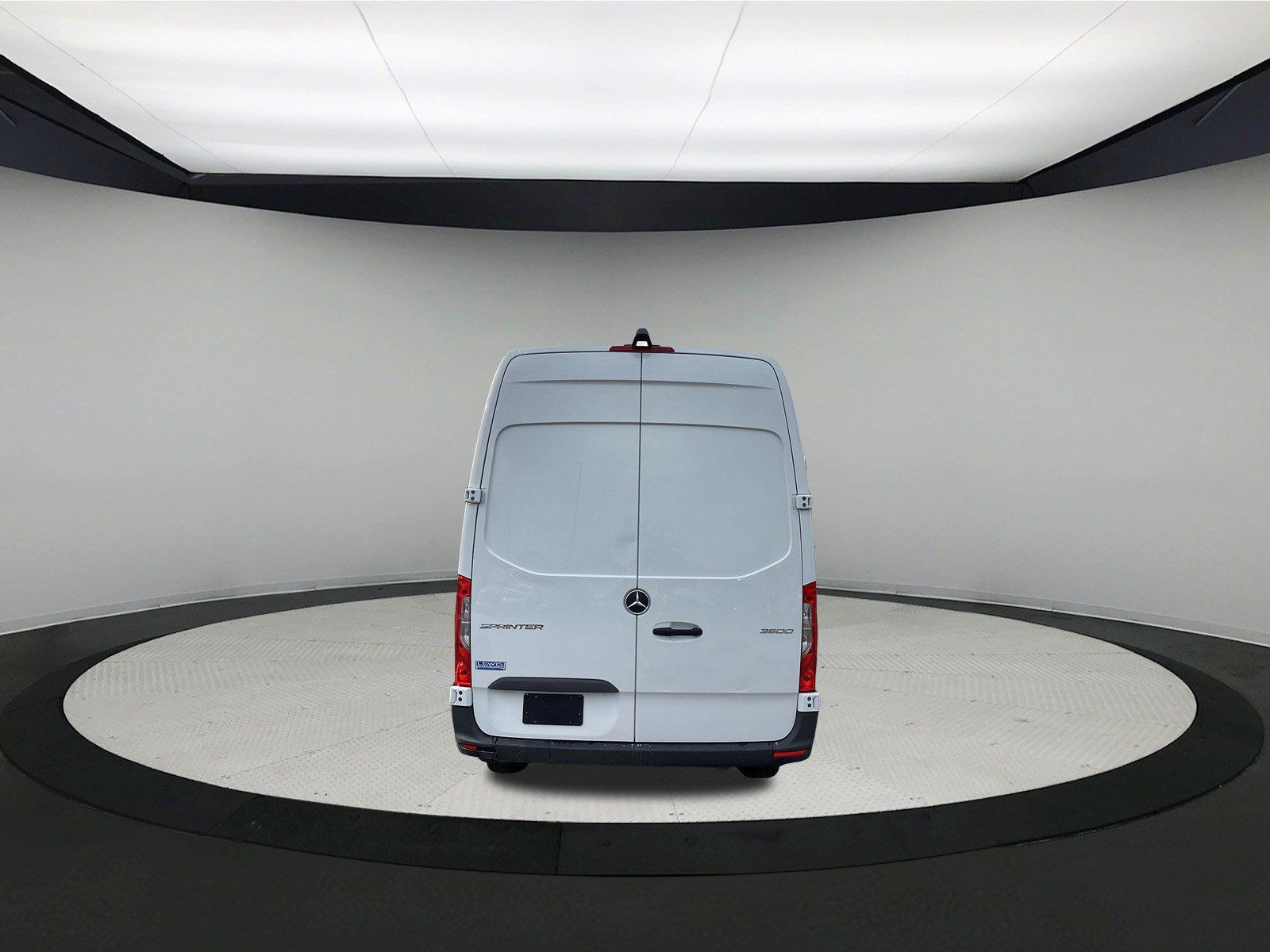 Used 2024 Mercedes-Benz Sprinter 2500 w/ Acoustic Package image 7