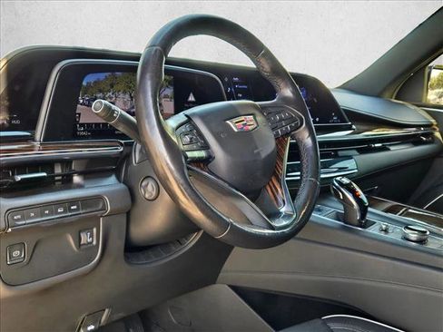 Used 2022 Cadillac Escalade ESV Premium Luxury image 10