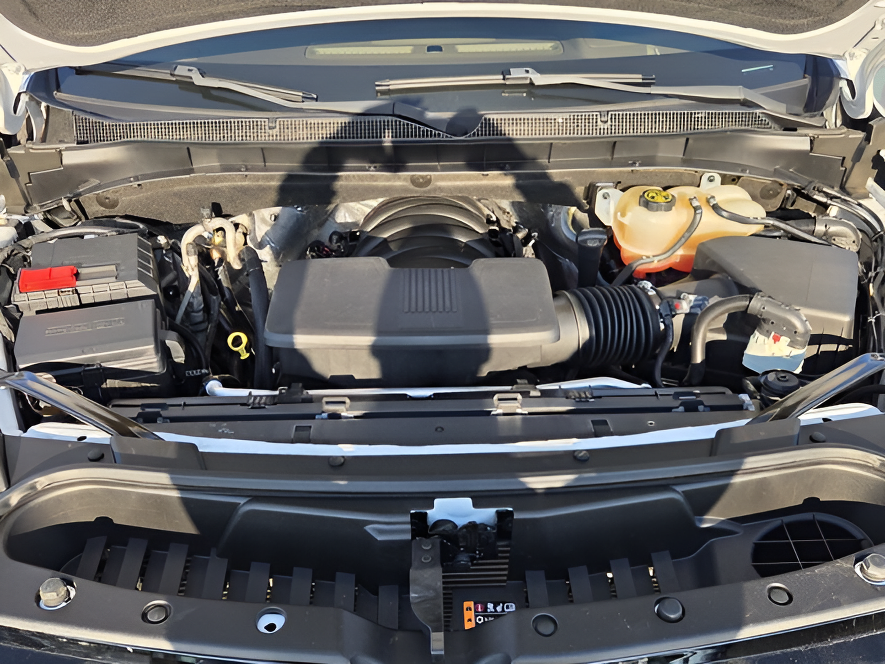 Used 2022 Chevrolet Suburban High Country RWD image 9