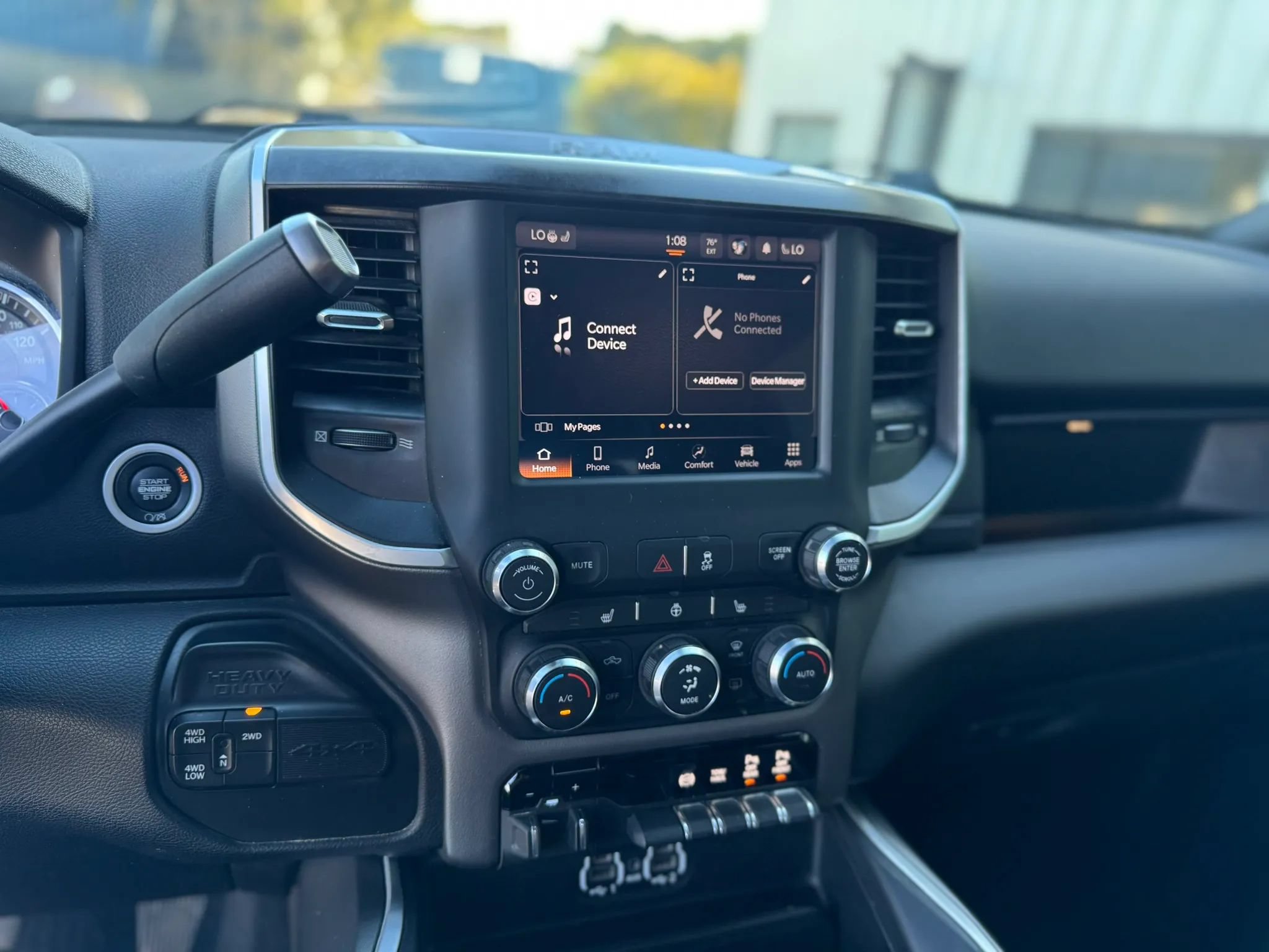 Used 2022 RAM 2500 Big Horn w/ Level C Equiment Group AWD/4WD image 20