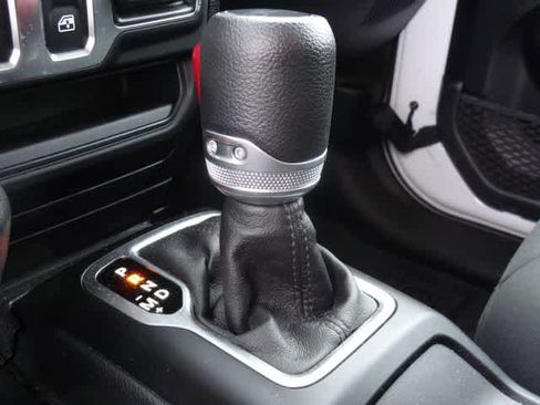 Used 2019 Jeep Wrangler Sport AWD/4WD image 31