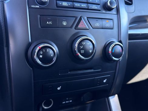 Used 2012 Kia Sorento LX w/ Convenience Pkg image 21