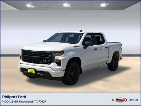 Used 2025 Chevrolet Silverado 1500 Custom w/ LPO, Dark Essentials Package RWD image 1