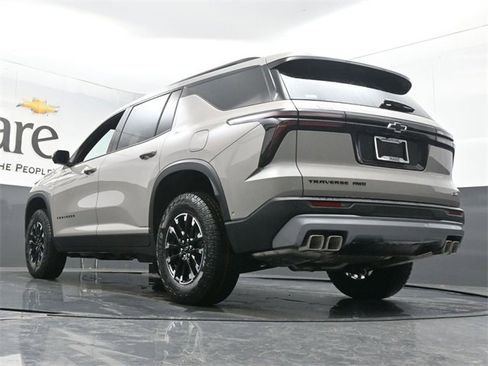 New 2026 Chevrolet Traverse Z71 w/ Enhanced Driving Package image 5