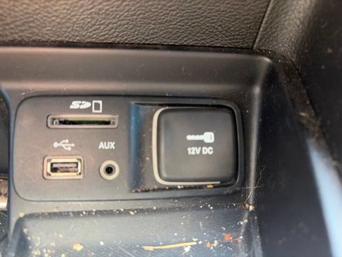 Used 2014 Jeep Cherokee Latitude FWD image 21