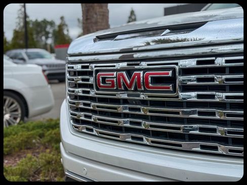 Used 2024 GMC Sierra 1500 Denali w/ Denali Reserve Package image 2