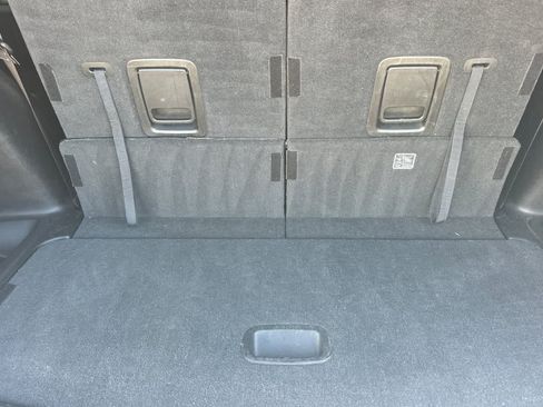 Used 2022 Jeep Grand Cherokee L Laredo RWD image 18