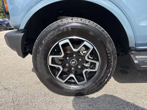Used 2025 Ford Bronco Outer Banks AWD/4WD image 9