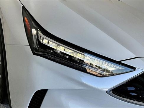 Certified 2026 Acura MDX FWD w/ Technology Package image 37