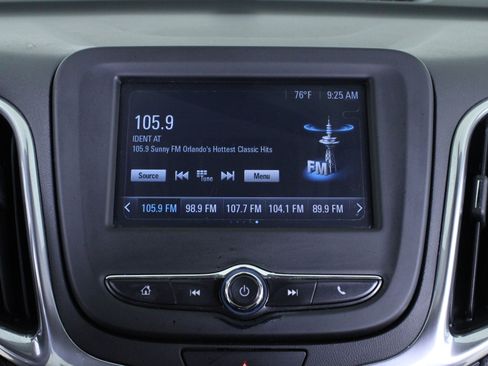 Used 2018 Chevrolet Equinox LT image 27