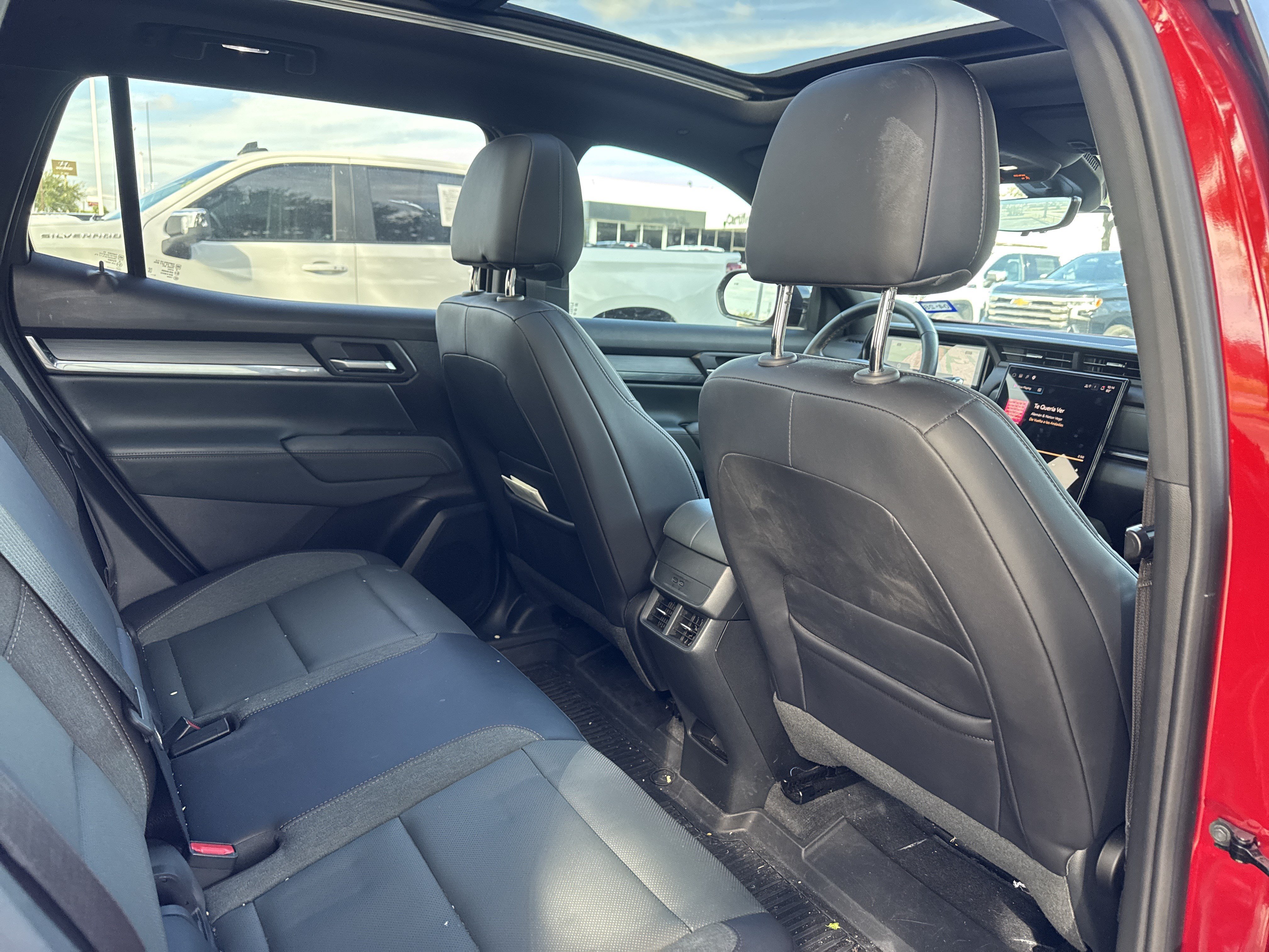 Used 2026 GMC Terrain AT4 w/ Technology Package II AWD/4WD image 14